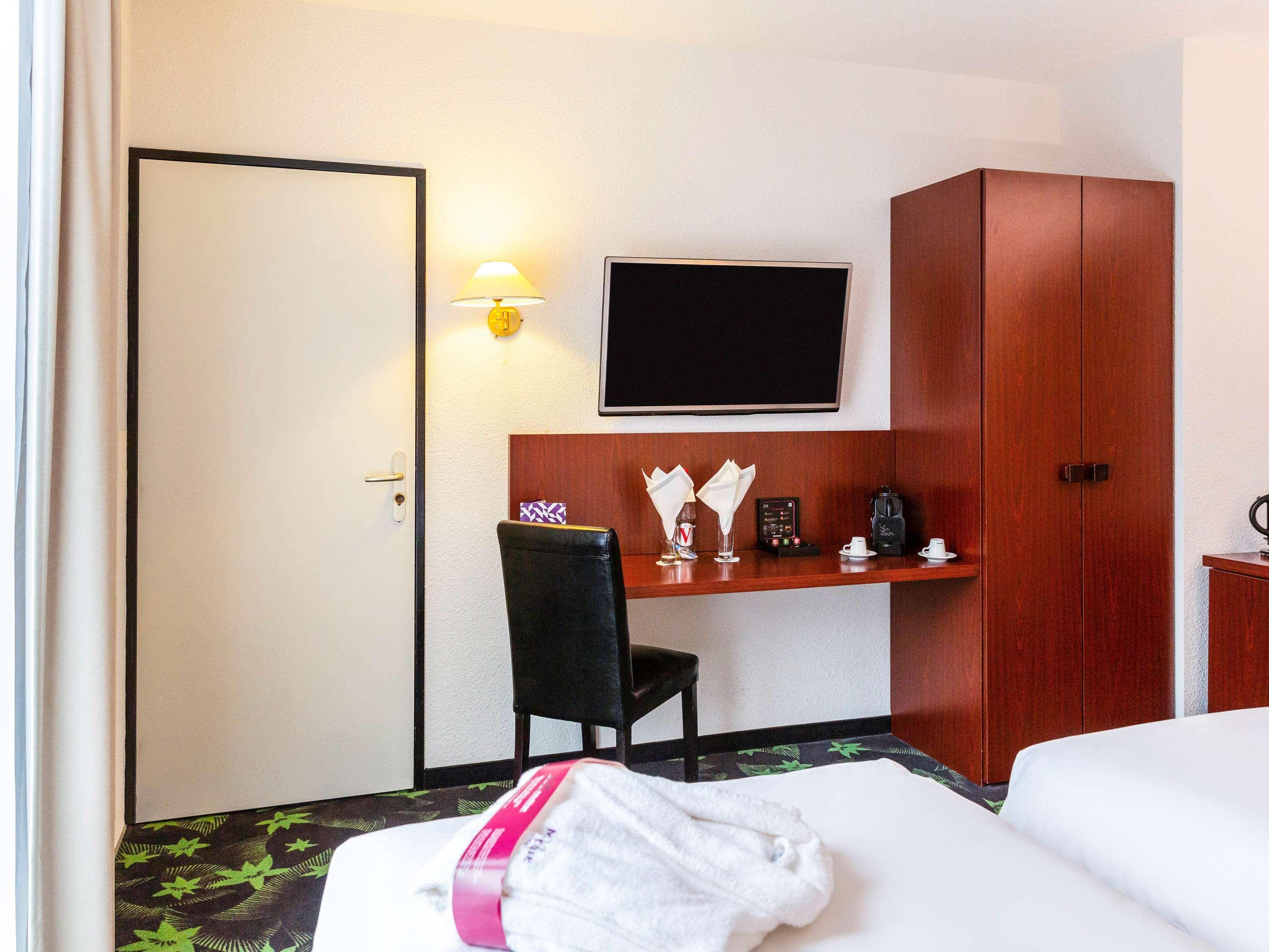 Mercure Imperial Hotel 4*